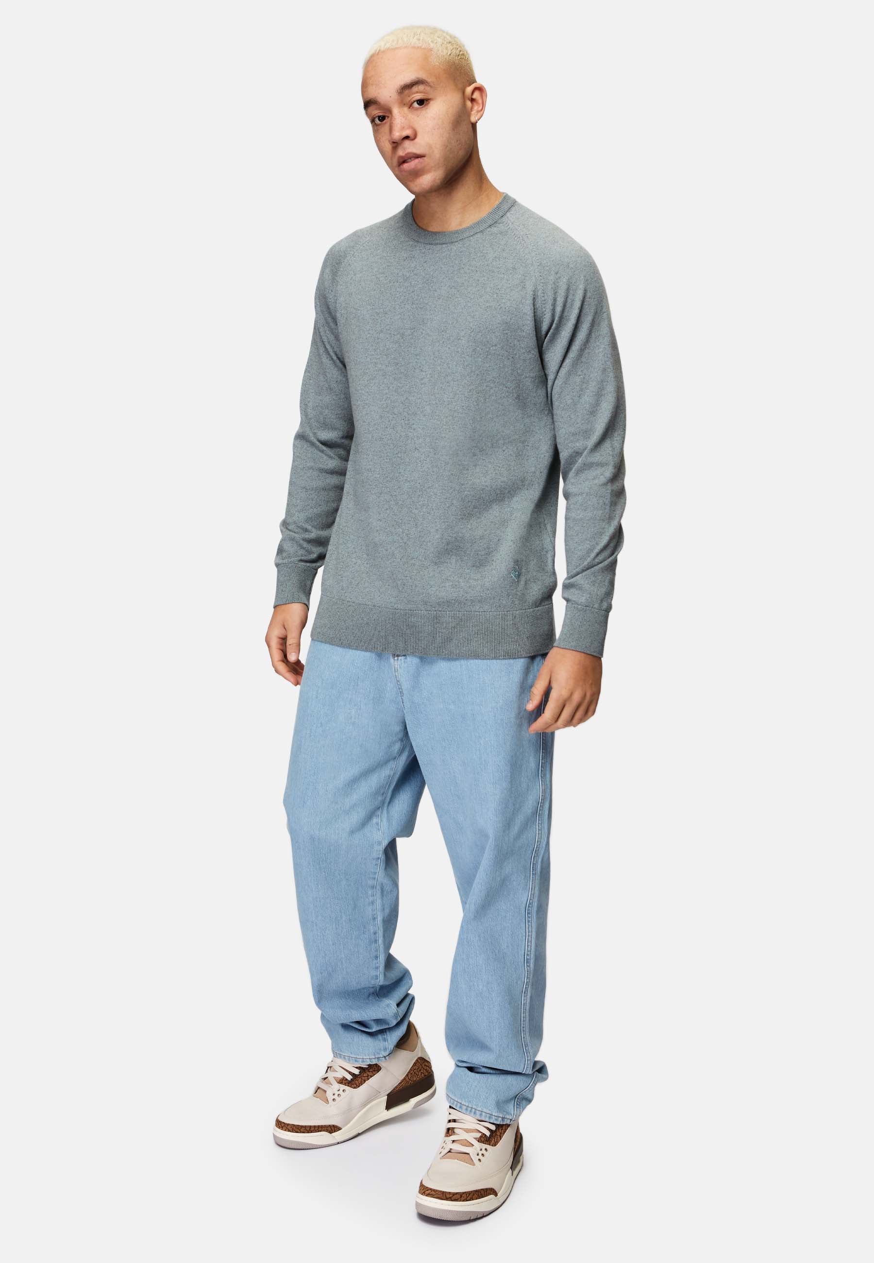 Basic Twisted Knitter