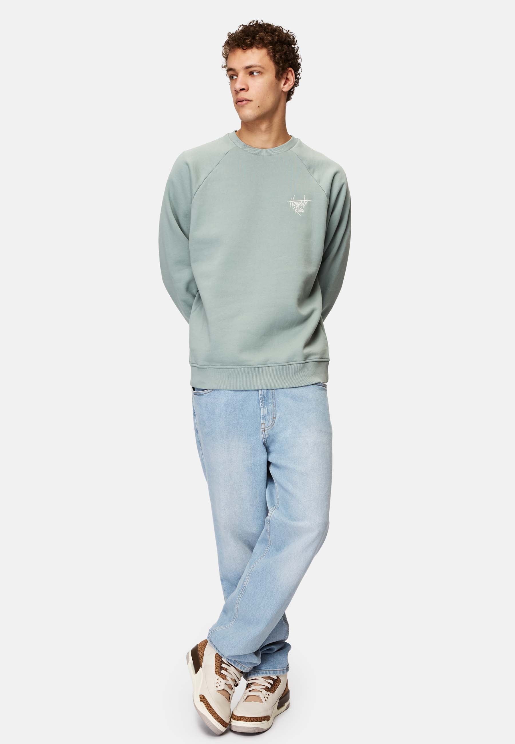 Raglan Signature Sweat