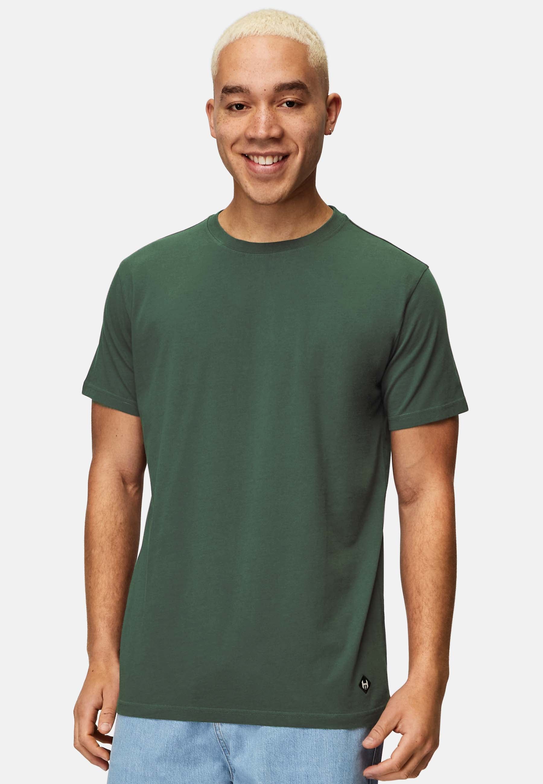 Basic T-Shirt