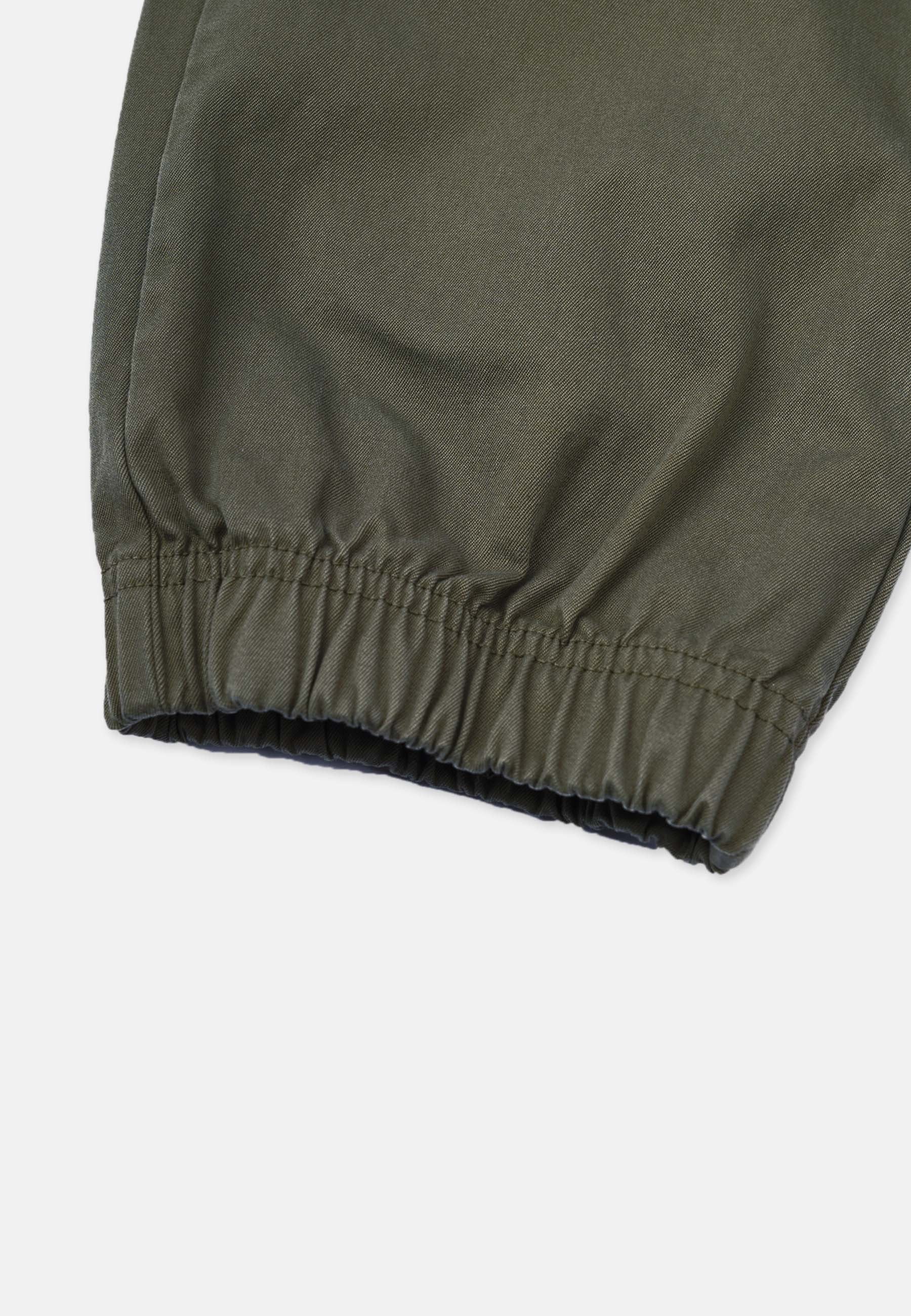 Loose Fit Cargo Jog Pants