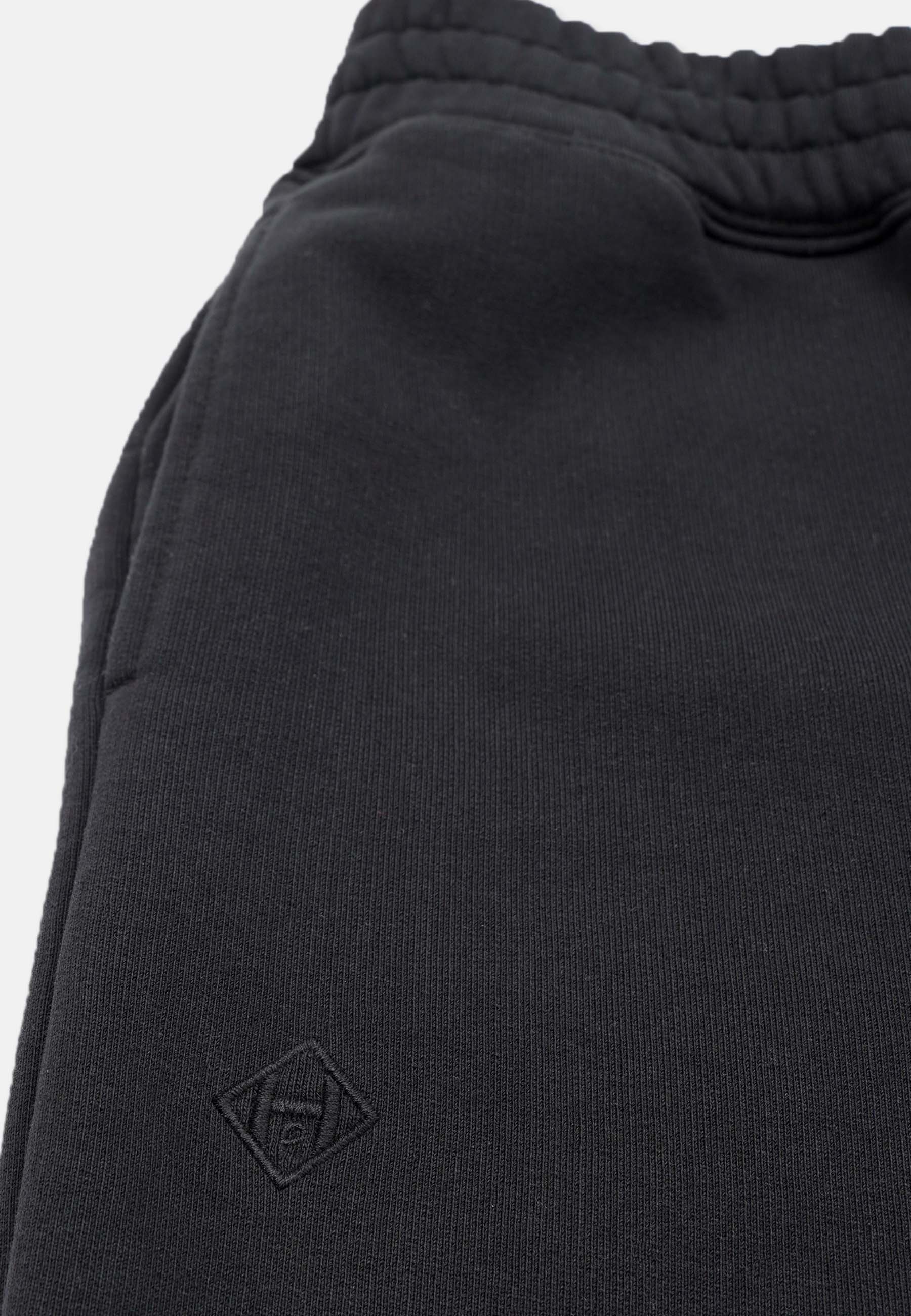 Tapered Jogging Pants