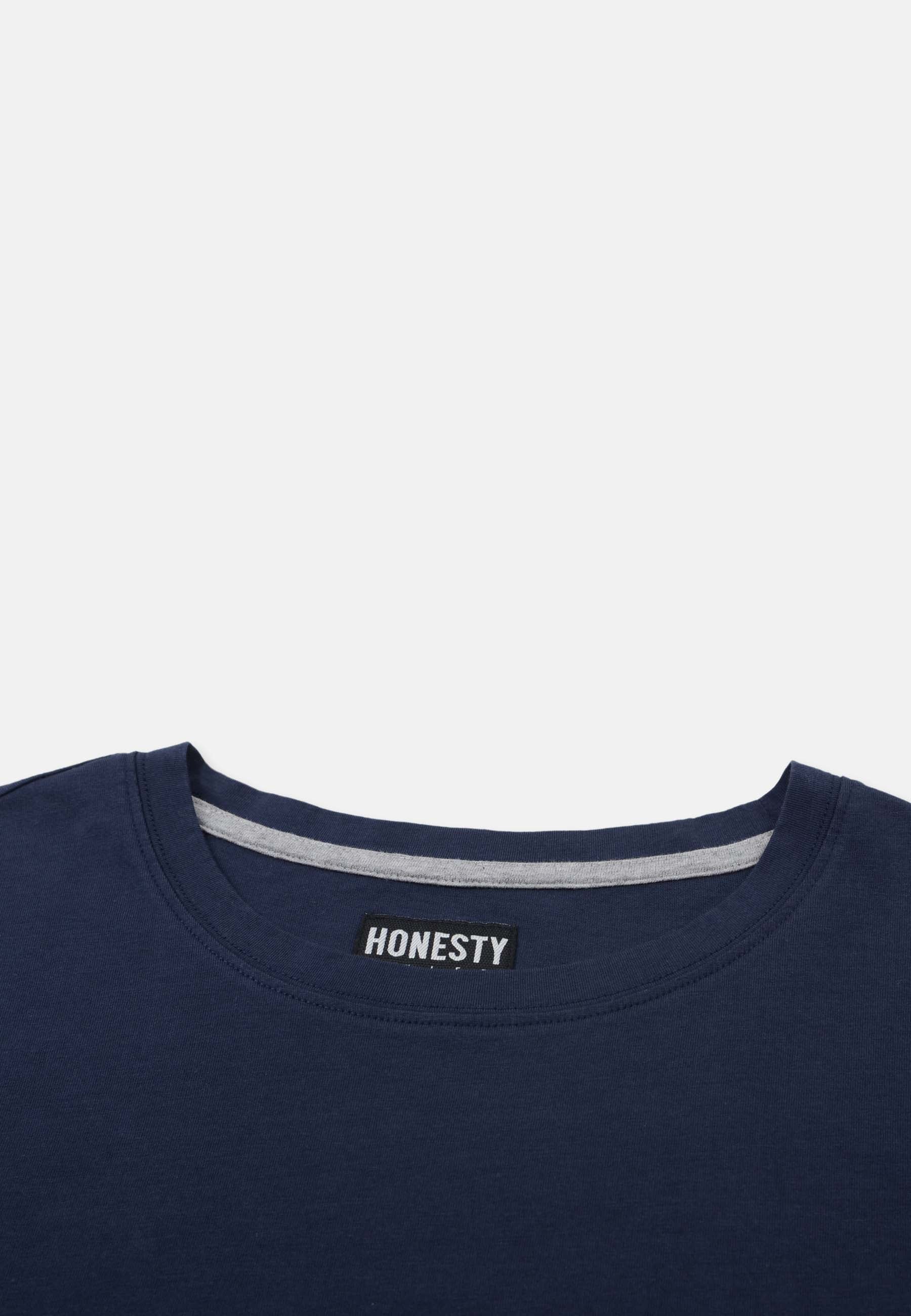 Basic T-Shirt