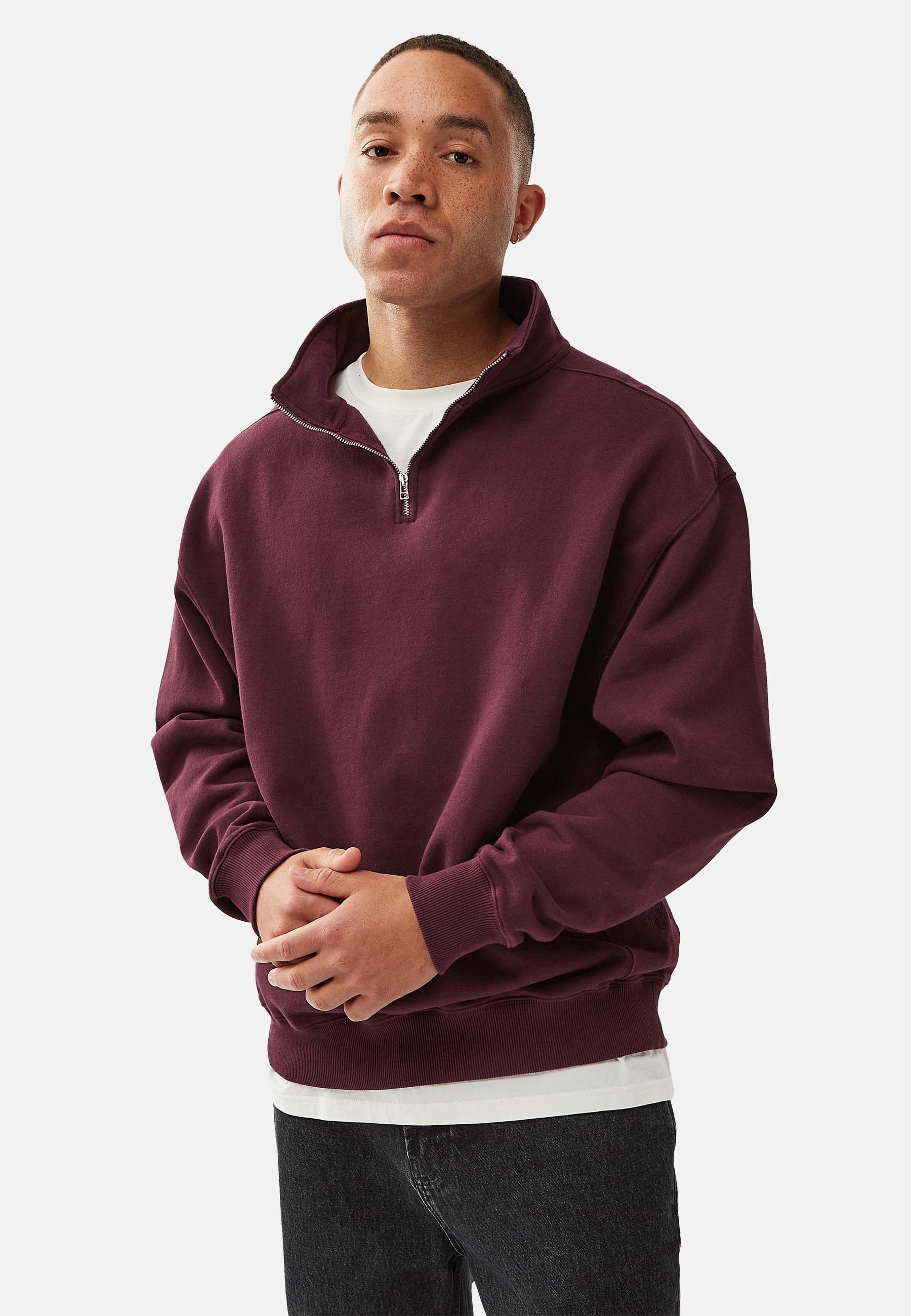 Quarter Zip Sweat