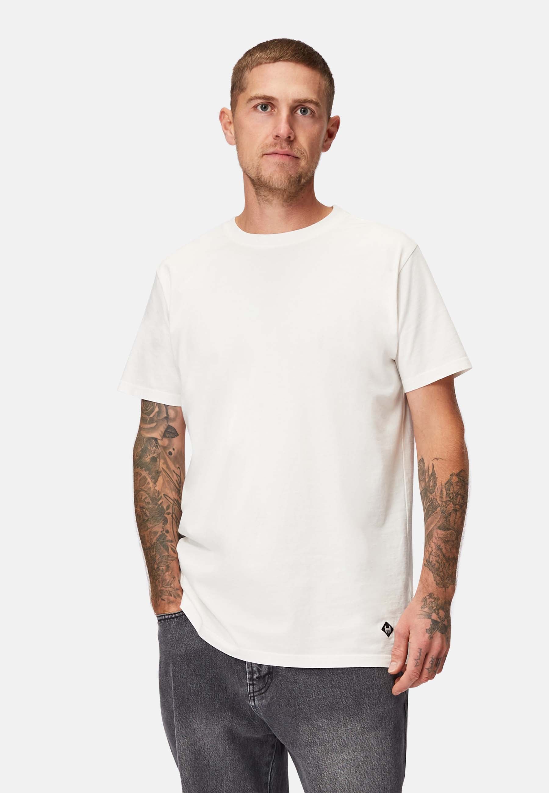 Basic T-Shirt