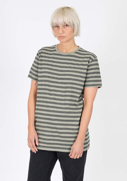 moos-black